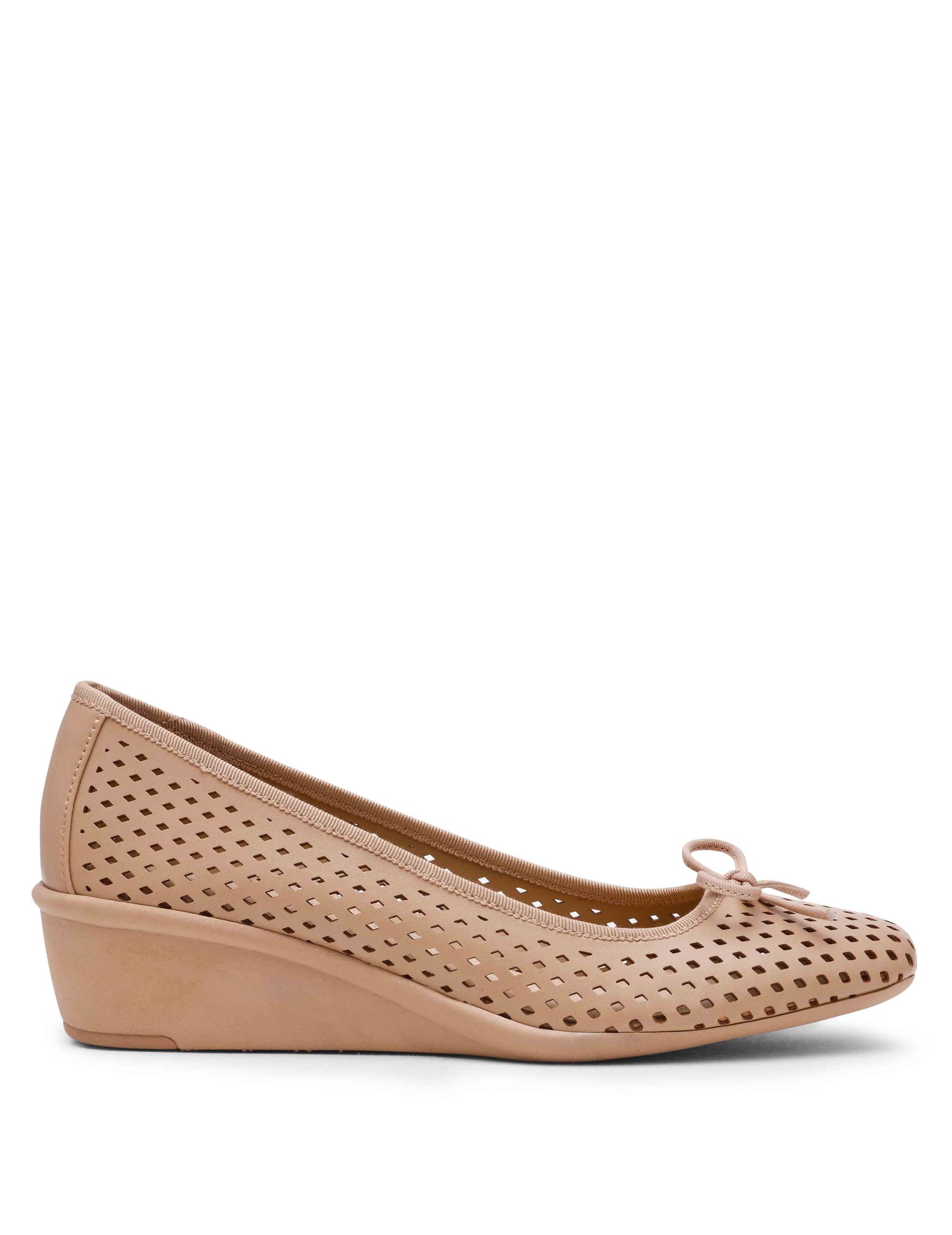Anne Klein Winslet Wedge