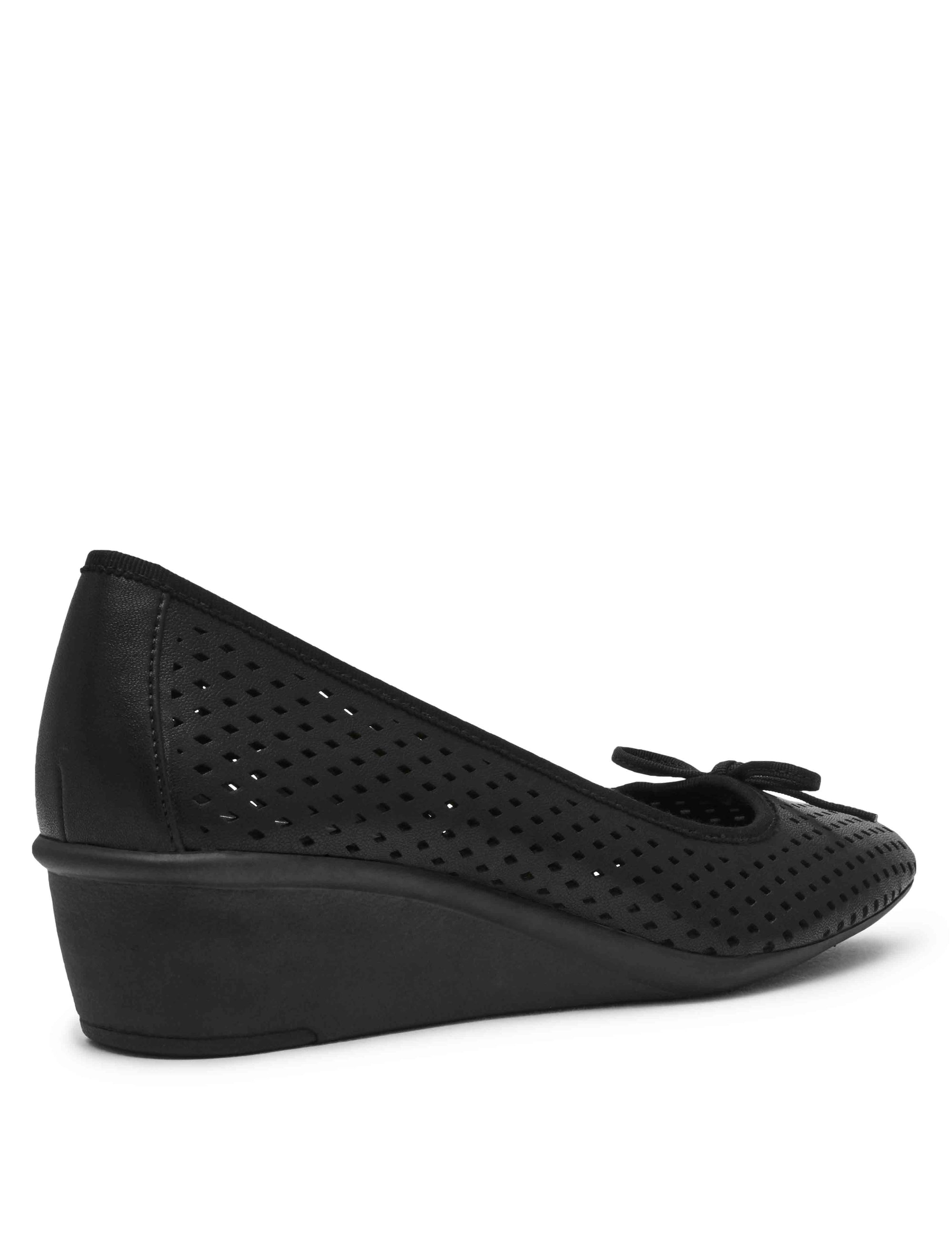 Anne Klein Winslet Wedge