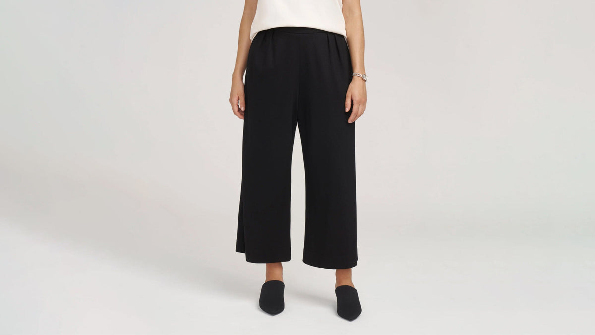Styling Wide Leg Pants: Elevate Your Look with Effortless Elegance