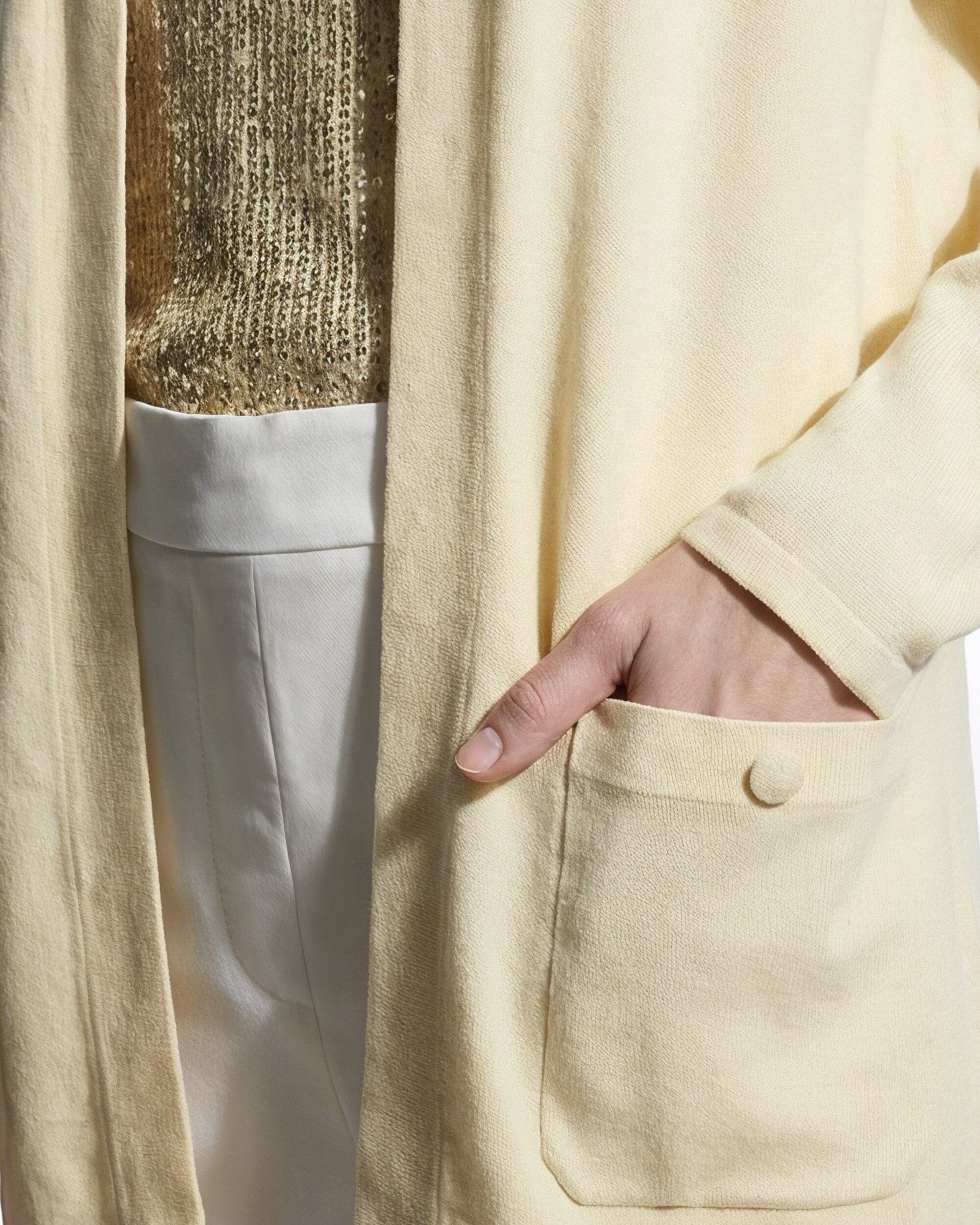 Anne Klein Malibu Cardigan Kissing Front