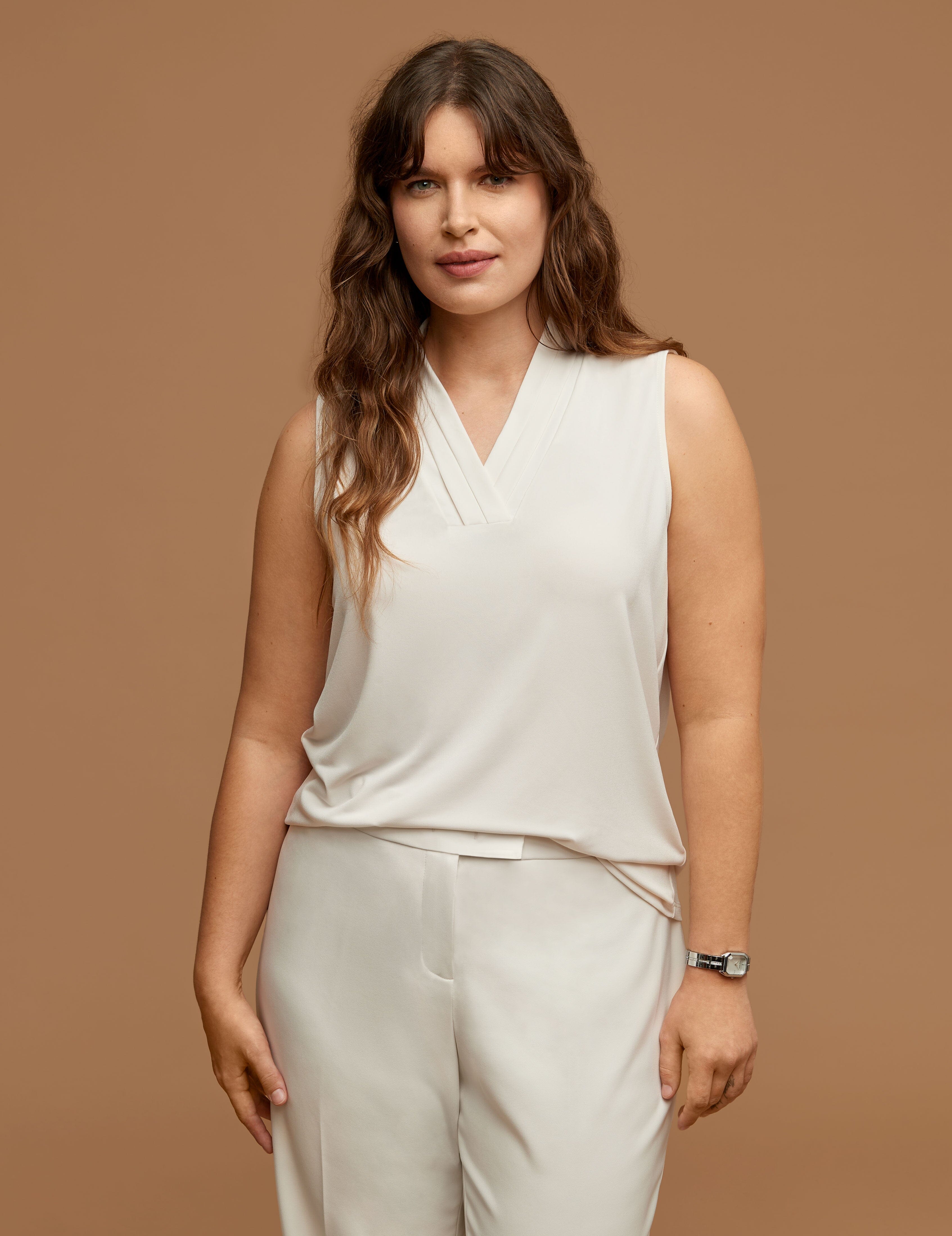 Plus Size Sleeveless V-Neck Pleat Top | Anne Klein
