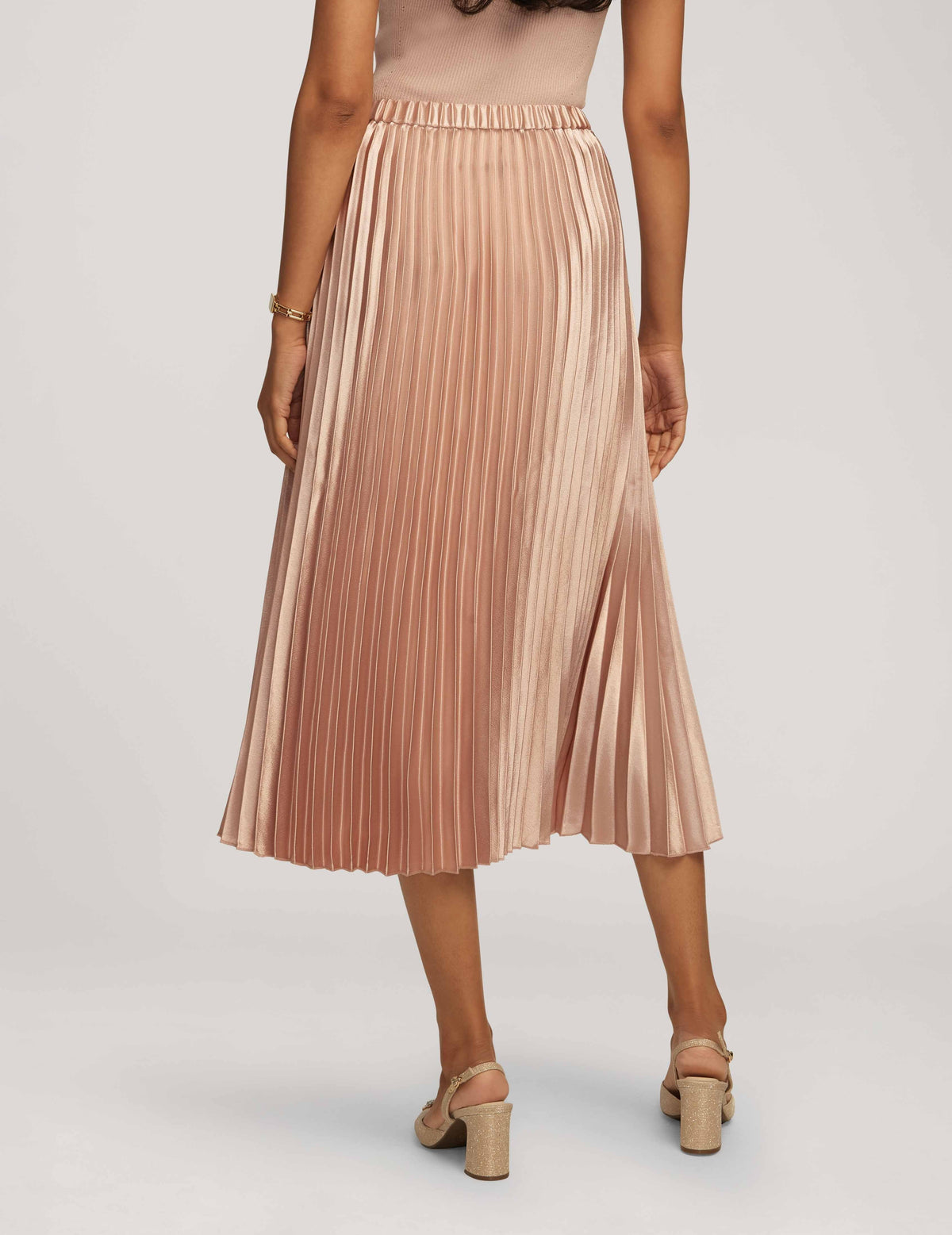 Anne Klein  Pull On Pleated Skirt Satin Crepe- Sale