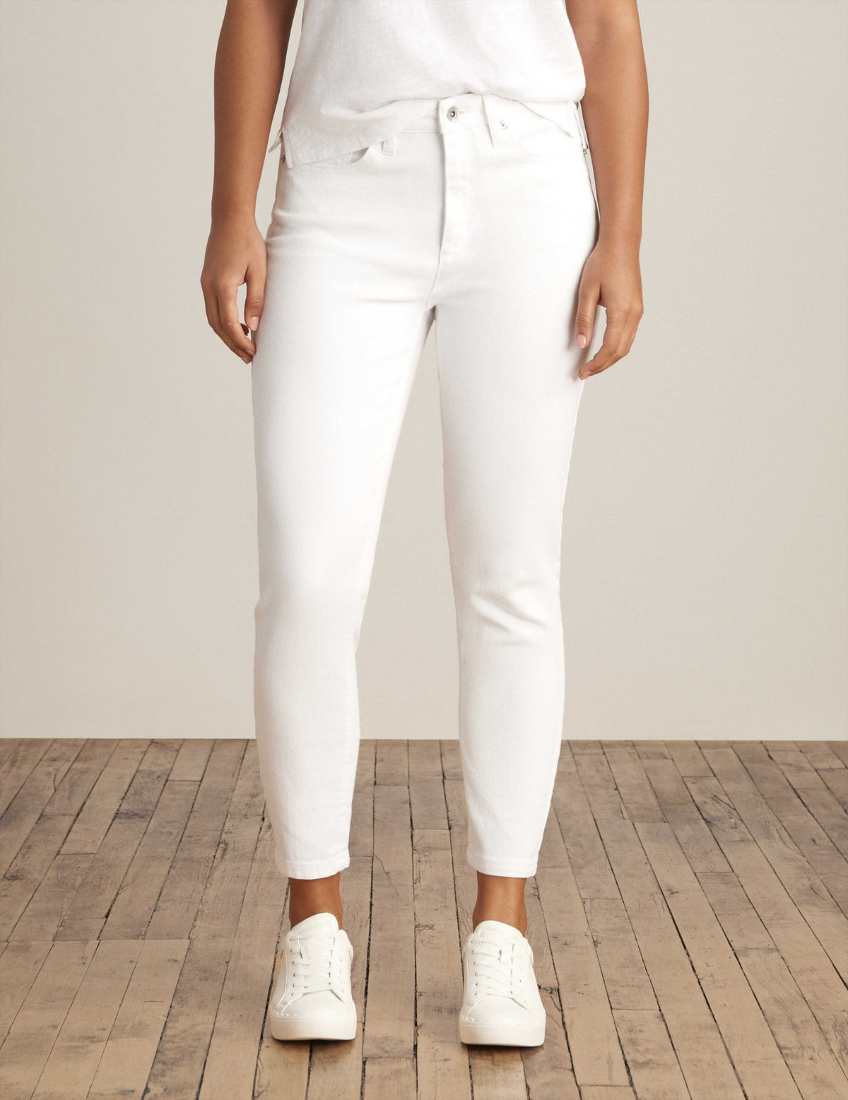 Anne Klein Soft White High Rise Fly Front 5-Pocket Skinny Ankle