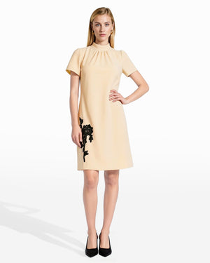 Anne Klein Swan White/Anne Blk Petite Mock Neck Shift Dress