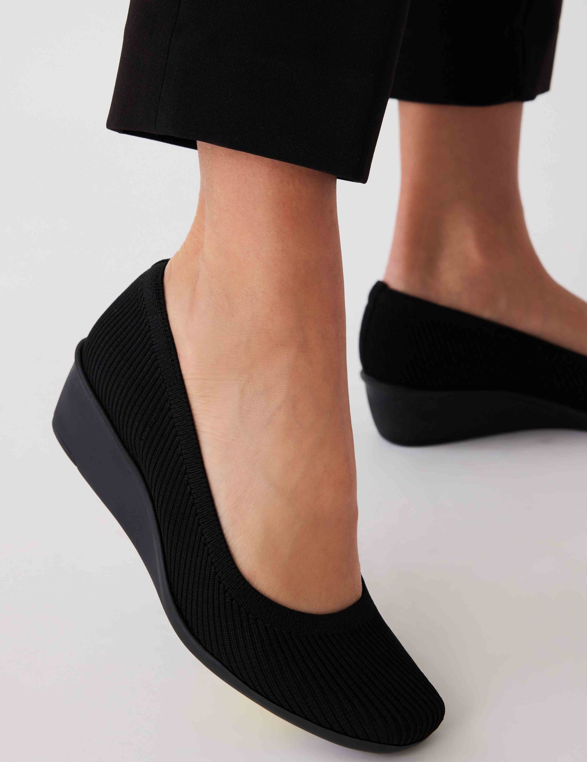 Anne Klein Wisher Wedge