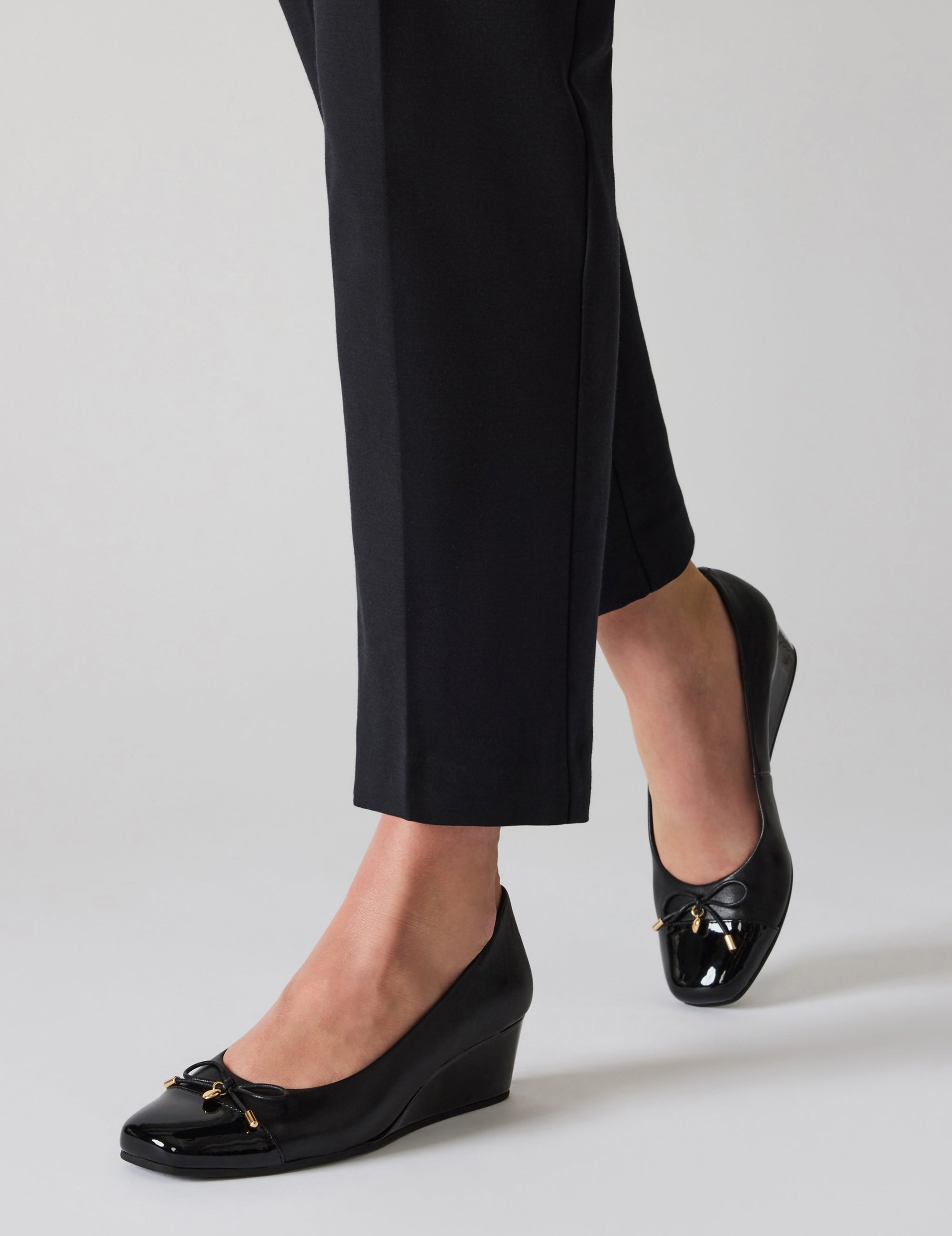 Leather Wedge Waiter Shoe