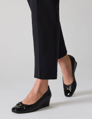 Leather Wedge Waiter Shoe