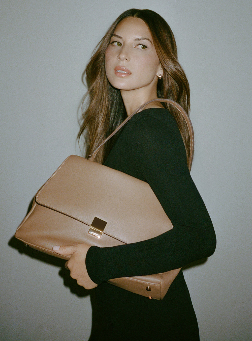 Fashion, Beauty, Sports Collabs: Kate Spade & Tyla, Elsa Hosk & Lunesi, Kim Kardashian Adds Broc Shot Supplement, Dove Men+Care & Nic Vansteenberghe, Marc Jacobs Debuts "The Swap" with Rowan Blanchard & Jemima Kirke, Olivia Munn Face of Anne Klein Fall26, BRUCE BOLT & Max Clark and Megan Moroney Debuts Calliope 21 Beautiful photomechanical prints of Cherry Blossom (1887-1897) by Ogawa Kazumasa. Original from The Rijksmuseum.
