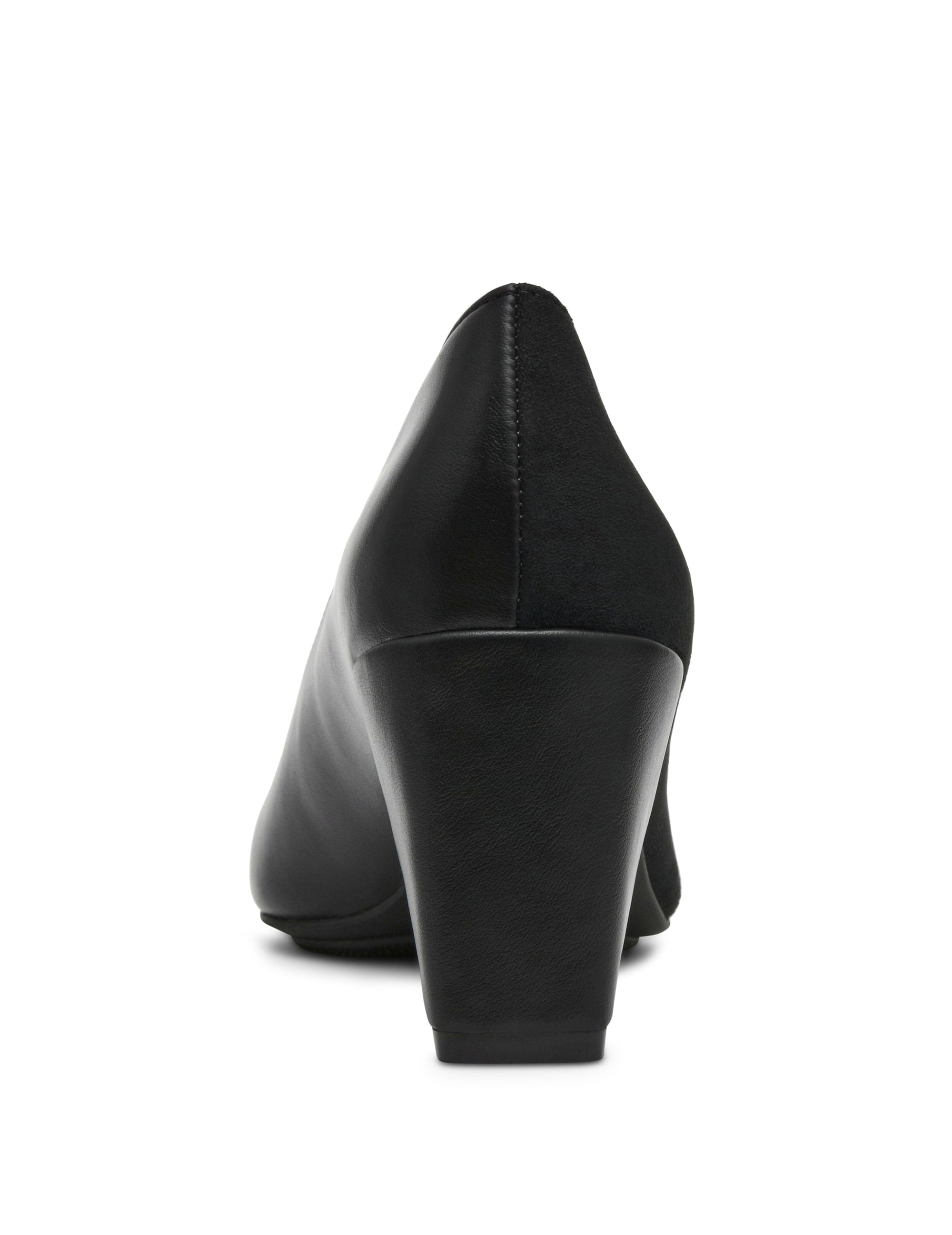 Anne Klein Ravine Classic Pump