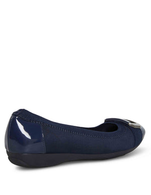 Anne Klein  Uplift Flat