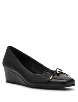 Leather Wedge Waiter Shoe
