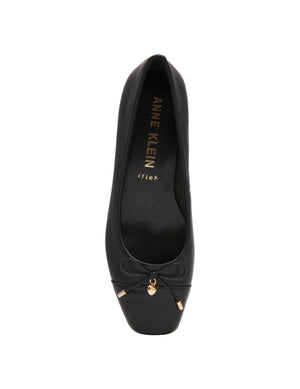 Leather Wedge Waiter Shoe