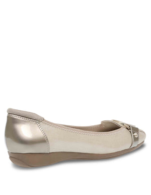 Anne Klein  Umeko Flat-Wide