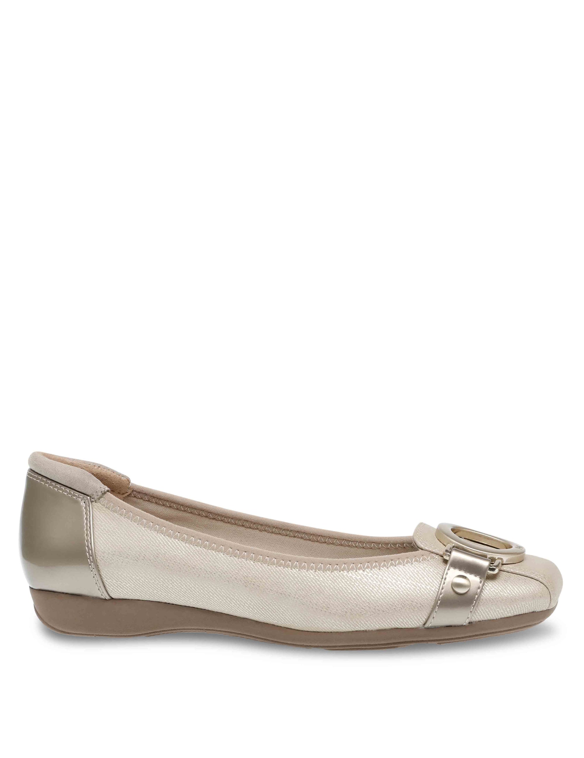 Anne Klein  Umeko Flat