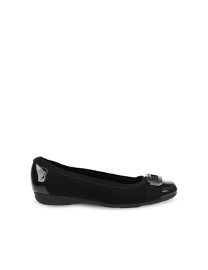 Anne Klein  Uplift Flat