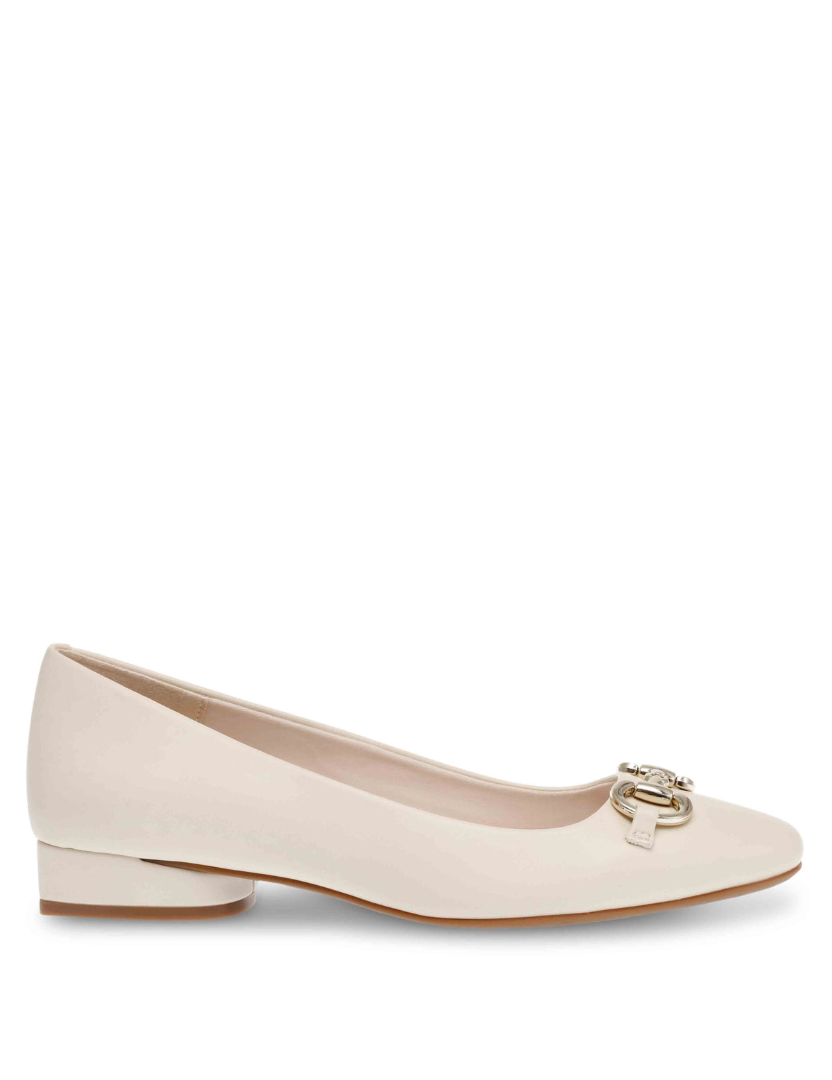 Anne Klein  Cora Flat