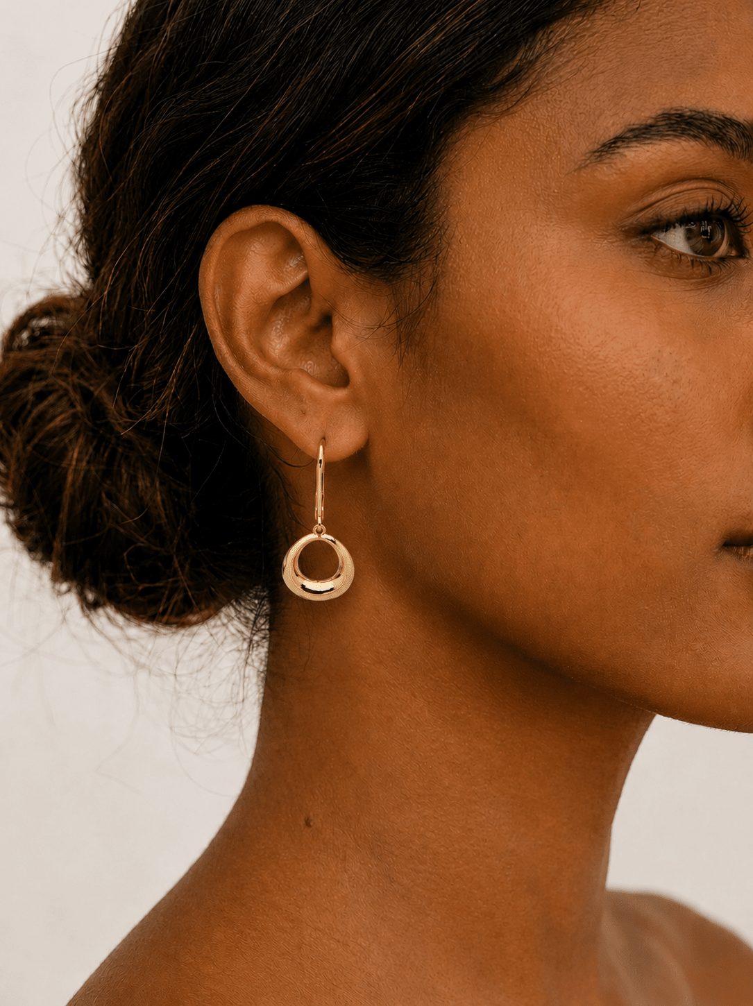 Bevel Oval Drop Earrings