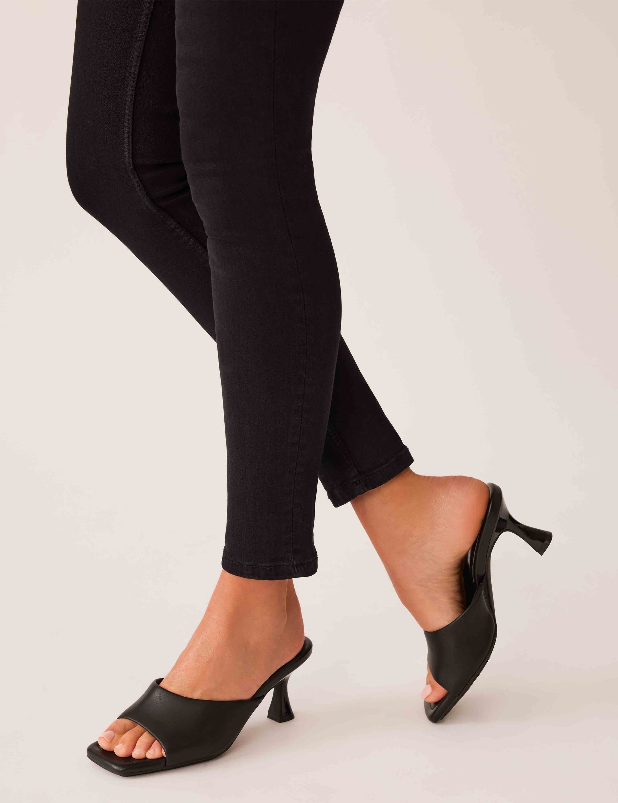 Anne Klein Jerilyn Heeled Mule