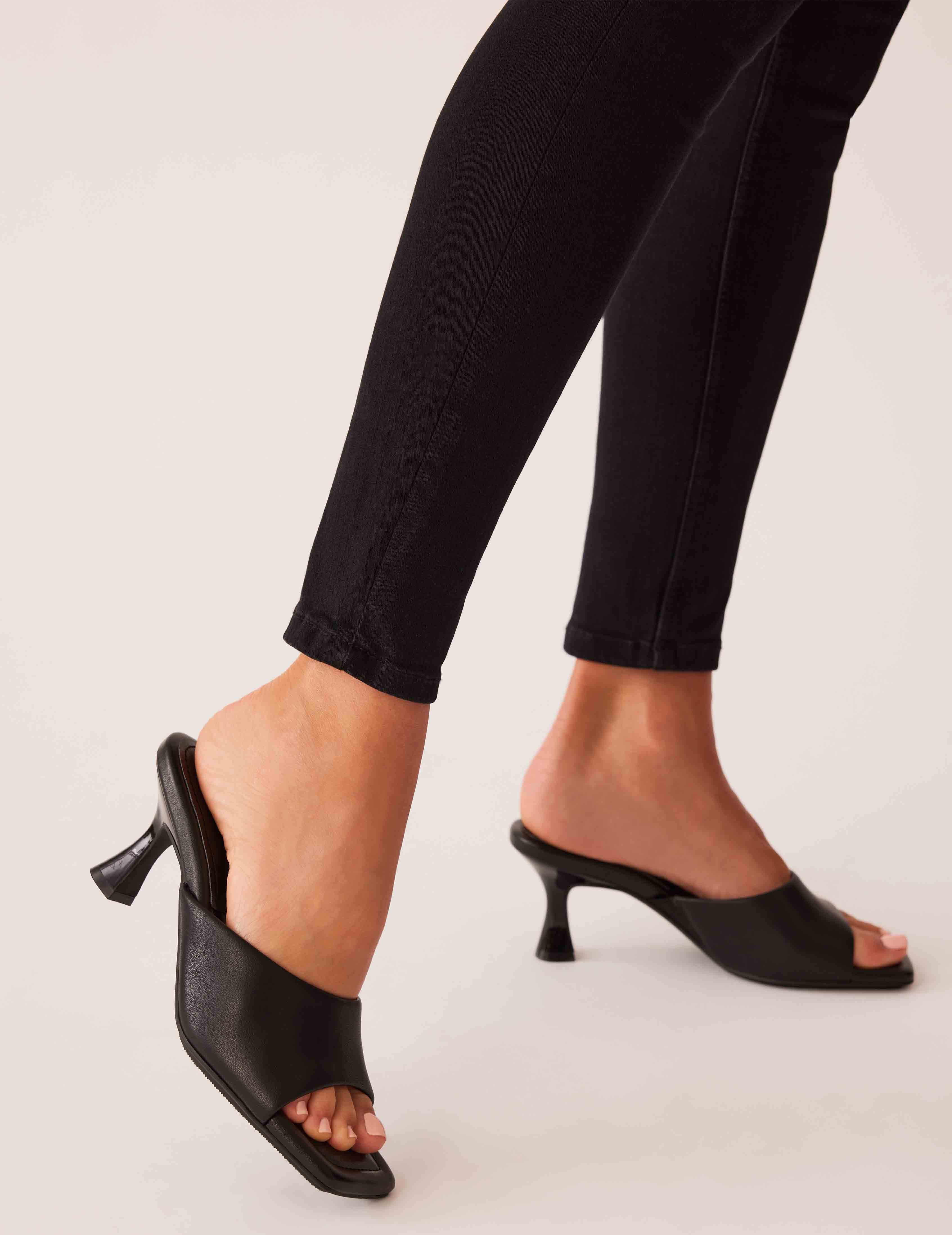 Jerilyn Heeled Mule in Black | Anne Klein