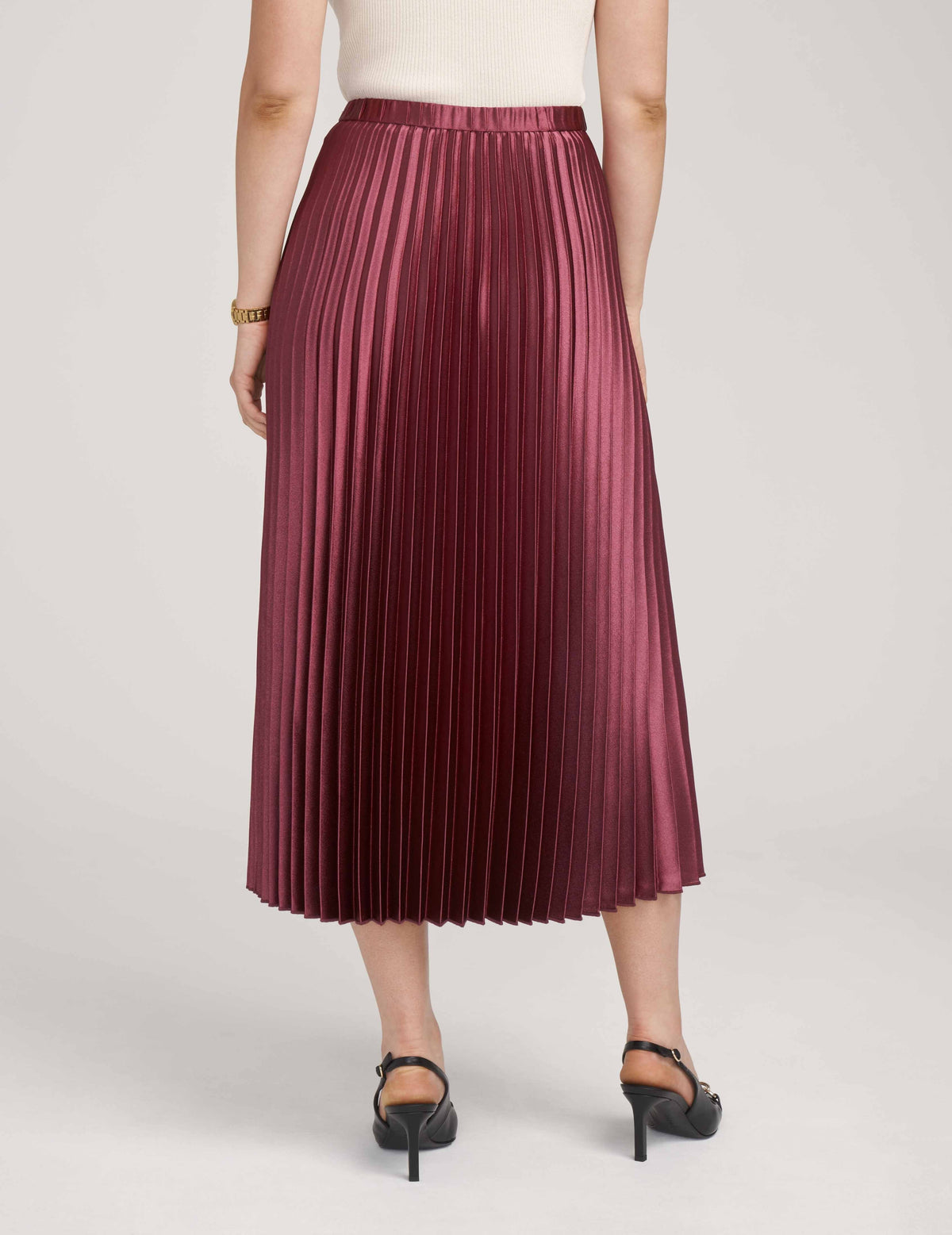 Anne Klein  Pull On Pleated Skirt Satin Crepe- Sale