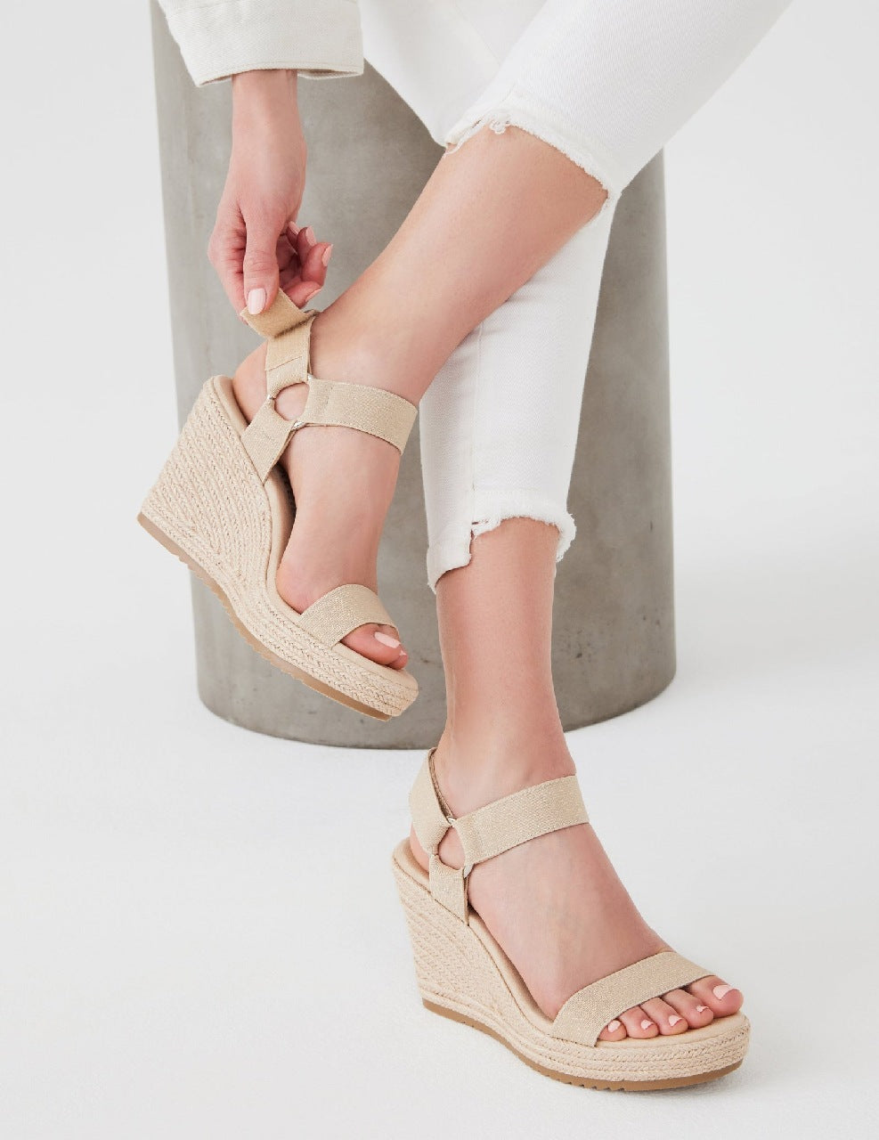 Anne klein discount espadrille wedge sandals