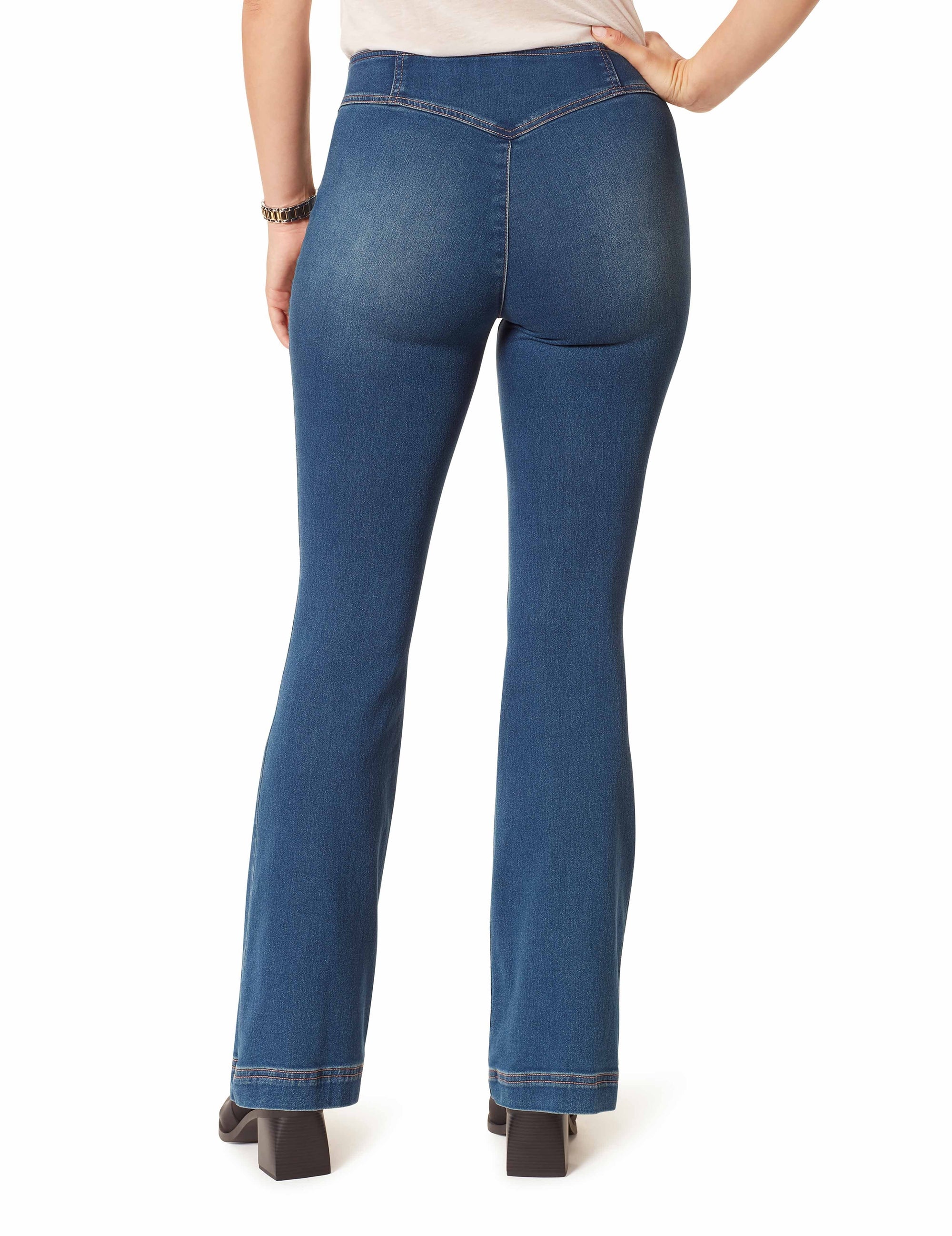 Anne Klein  Pull On Flare Jeans