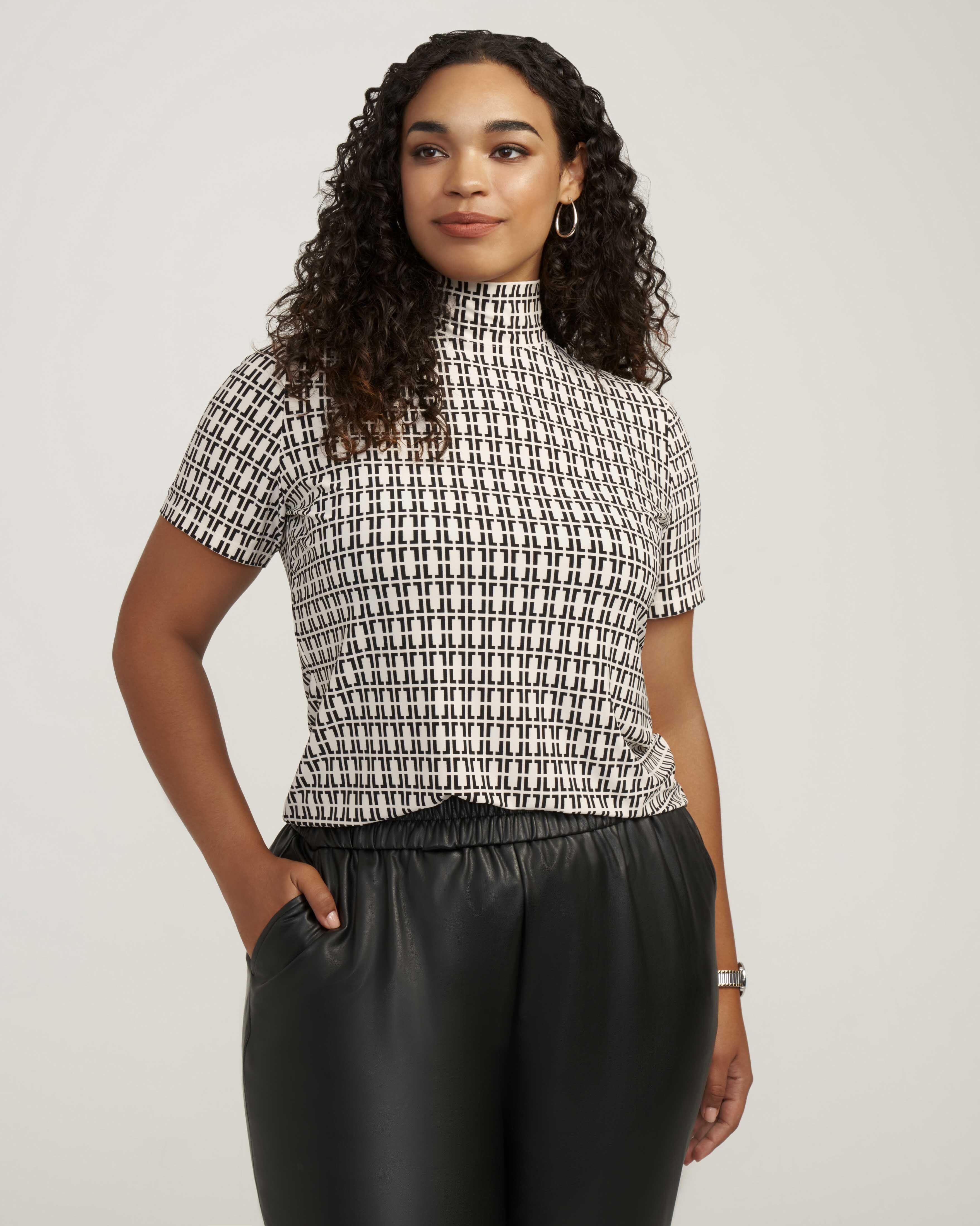 Plus Size Chainlink Mock Neck Top White/Black | Anne Klein