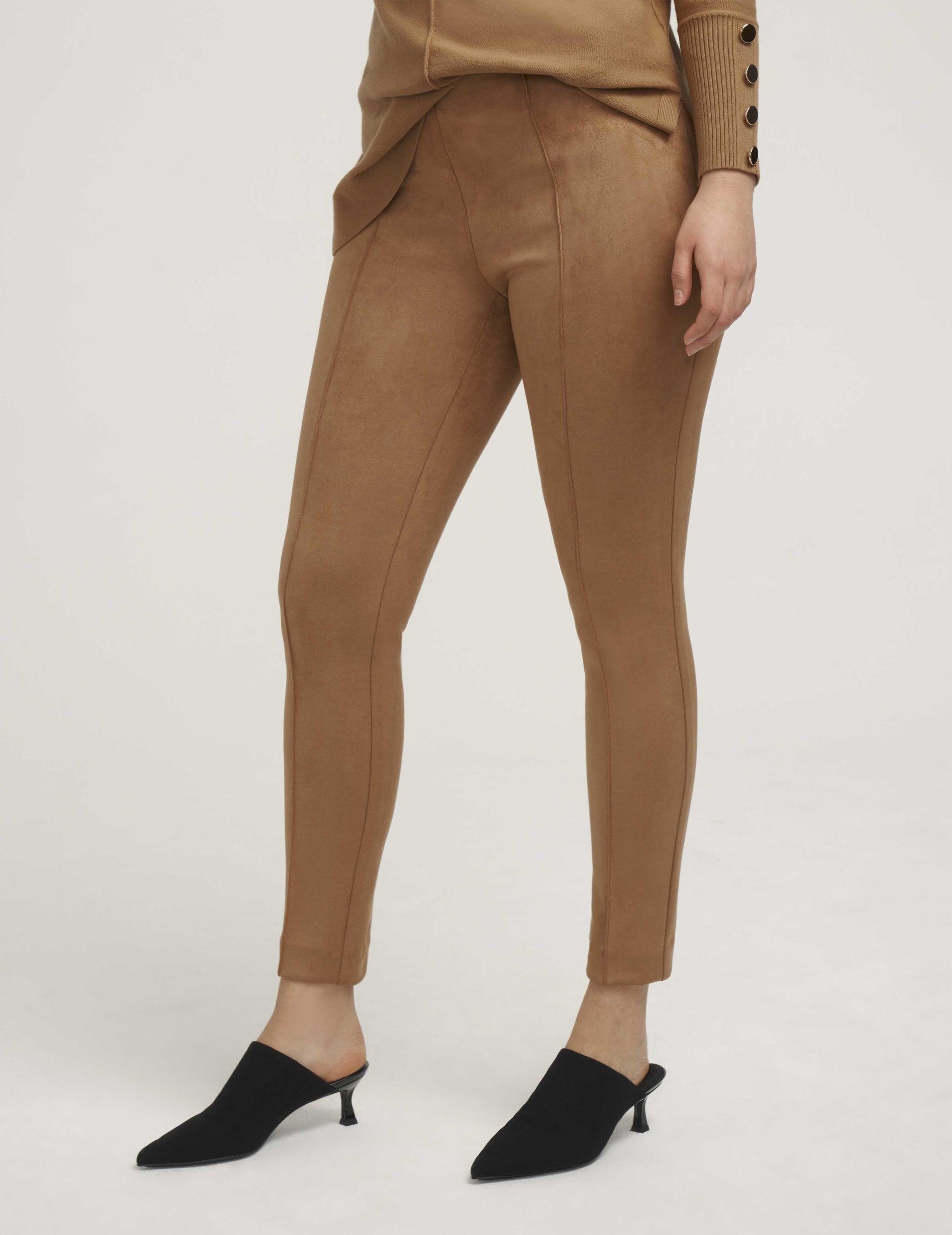 Pull On Hollywood Slim Ankle Vicuna